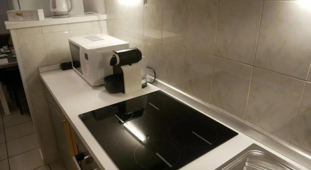 Casa Bebe - adiacenze Policlinico e Universita', Varaa Hotelli Hotellit Modena pysäköinnillä, lähellä Piazza Grande, Pysäköinti