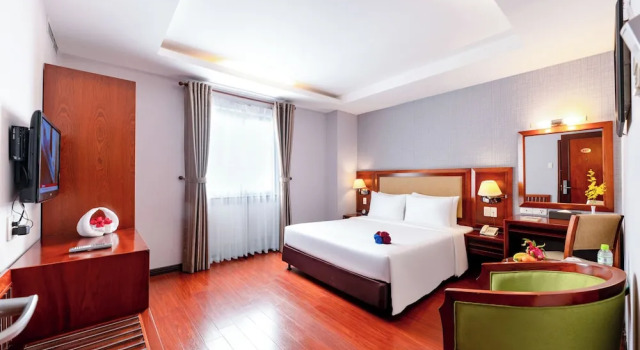 Номер Deluxe G8 Diamond Hotel Saigon