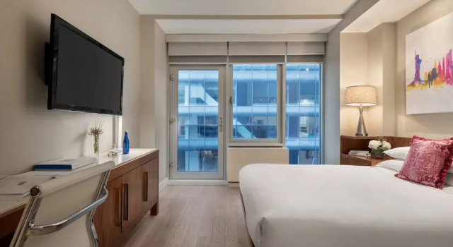 Двухместный номер Metro The Gotham Hotel