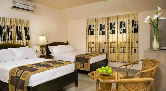 Melony Hotel