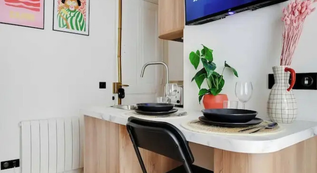 Charming Studio - 2P - Montmartre - Sacre-coeur, Забронировать Апарт-отель Париж Иль-де-Франс, рядом с Монмартр