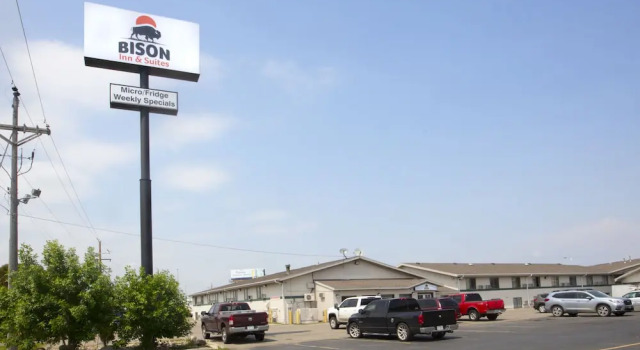 Bison Inn and Suites
