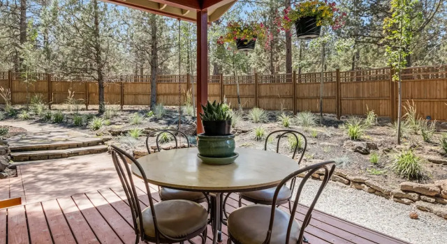 Коттедж Big Bear Home features Private Entrance and Patio with Fire Pit by RedAwning