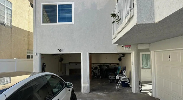 LuxuryTownhome.3Blks2Beach.E-Bikes.75”4kTV, Забронировать Отель Отели Хантингтон-Бич с парковкой, рядом с Центр искусств Хантингтон-Бич, Парковка