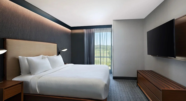 Люкс c 1 комнатой Courtyard by Marriott Austin Dripping Springs