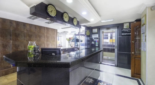 Ayenda 1120 Hotel Comercial, Book Hotel Hotels in Risaralda with Parking, Parking
