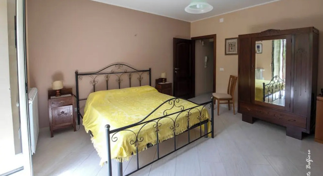 Nonna Maria, Varaa Matkakoti Montalbano Elicona 