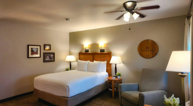Adelaide Inn