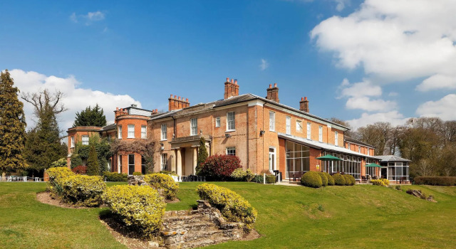 Mercure Newbury Elcot Park Hotel