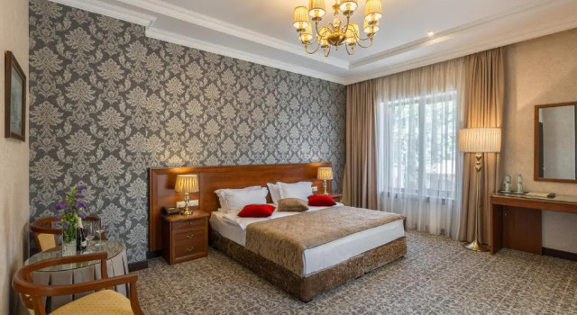 De Volan Boutique Hotel, Забронировать Бутик-отель Бутик-отели Одессы, рядом с Одесский музей нумизматики, Бутик-отель