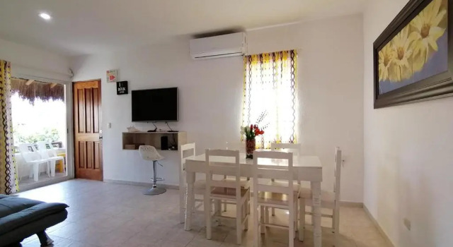 Casa Puchi by Holiday in Playa, Rezerwuj Hotel Hotele w Quintana Roo z parkingiem, Parking