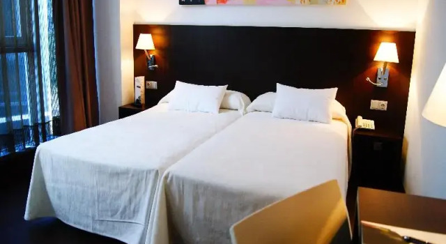 Номер Standard Hotel Sercotel Plana Parc
