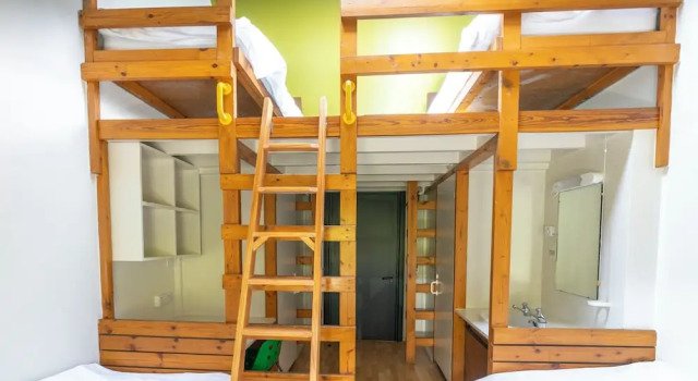 Кровать в общем номере (женский номер) IOU Hebden Bridge Vegetarian Hostel