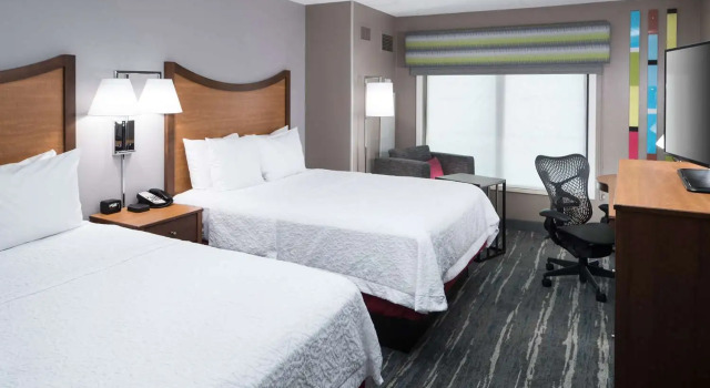Четырёхместный номер Hampton Inn & Suites Chicago North Shore