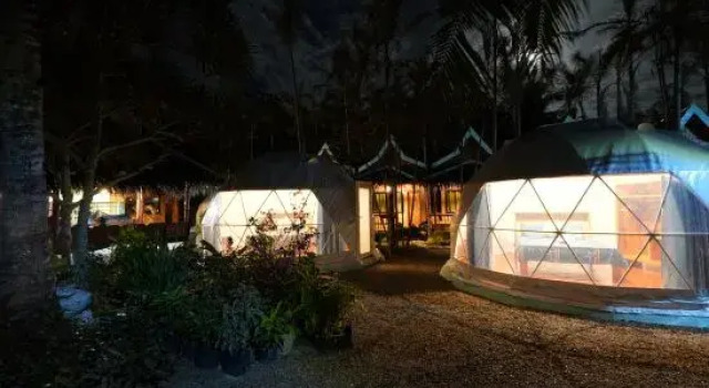 Тент Carabao Island Beach Camp