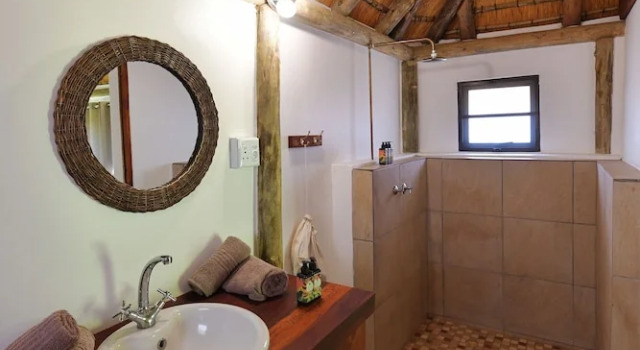 Standart oda Palmwag Lodge