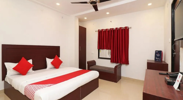 Oyo 1021 Hotel Gayatri Residency, Rezervovat Hotel Kota Rajasthan
