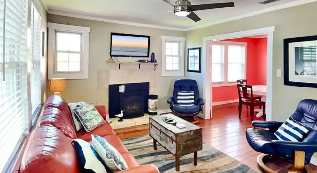 Студия CB Sunshine Cottage by Carolina Retreats