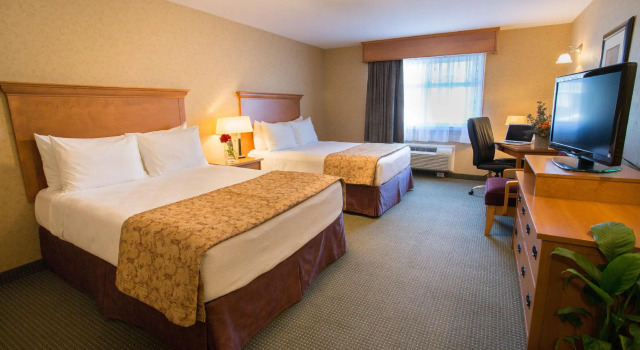Четырёхместный номер Deluxe Best Western Sicamous Inn