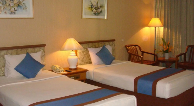 Ubon Buri Hotel & Resort, Varaa Lomakeskus Hotellit North-Eastern Thailand pysäköinnillä, Pysäköinti