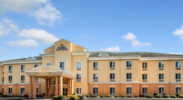 Comfort Inn & Suites Carneys Point - Pennsville