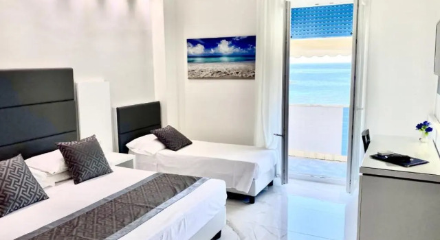 Трёхместный номер Standard с видом на море Hotel Blu
