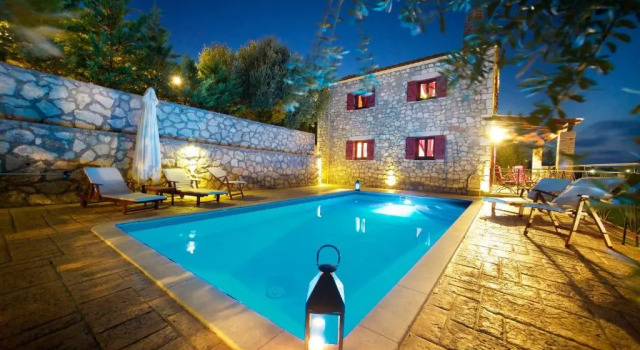 Вилла Luxury Pilikas Luxury Villas
