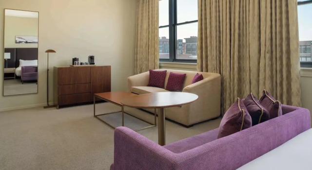 Двухместная Studio Suite с видом на город Hotel Savoy Kansas City, Tapestry Collection by Hilton
