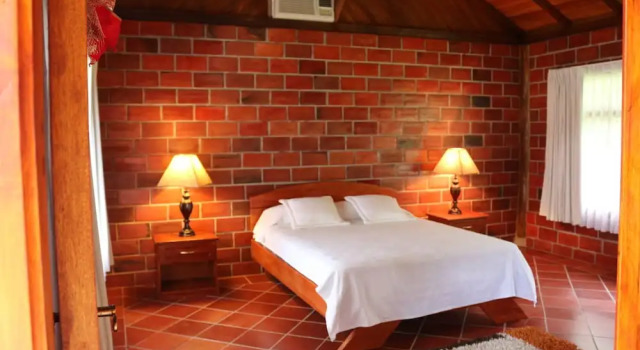 MisaLodge, Book Hotel Hotels in Amazonas with Parking, Parking
