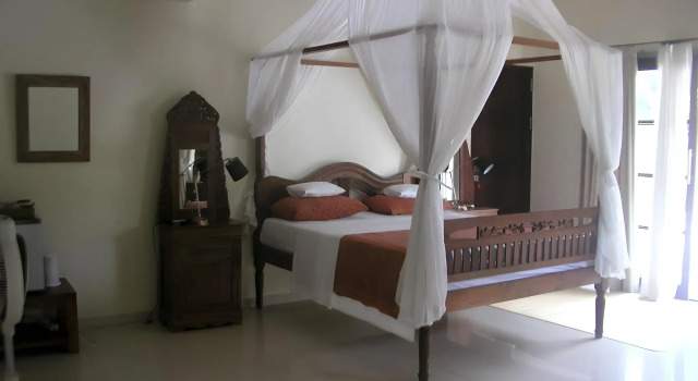 Frangipani Beach Hotel