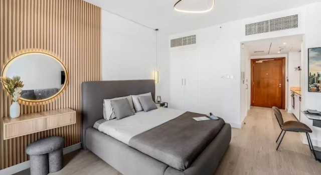 Luxury Studio Retreat with Balcony, Забронировать Апартаменты/квартира Дубай Эмират Дубай, рядом с Деловой район Эмаар-Сквер
