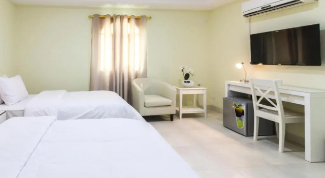 Двухместный номер Deluxe Al Jisr Hotel