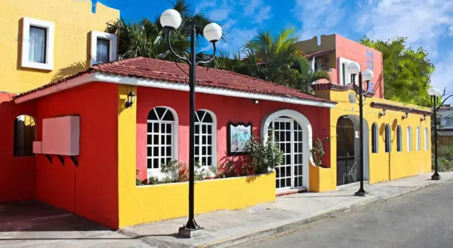 Hotel Acuario PLAYA DEL CARMEN, Prenota Hotel Hotel a Quintana Roo con parcheggio, Parcheggio