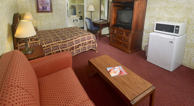 77 Inn & Grill, Book Hotel Dover 