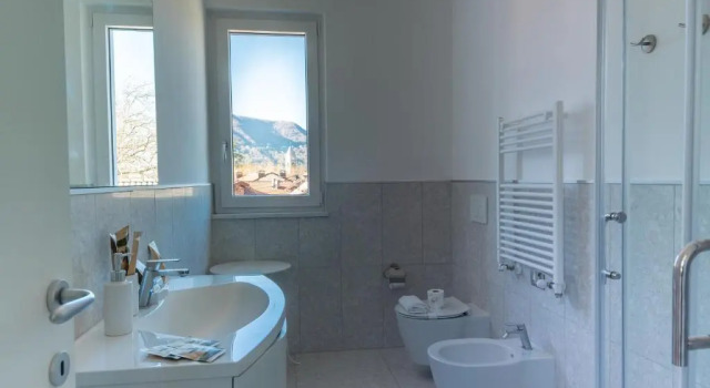 Апартаменты Standard Yachting Residence - Private Dock, Lake Access & SPA
