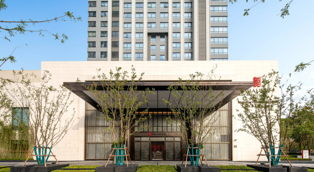 HUALUXE Shanghai Changfeng Park by IHG