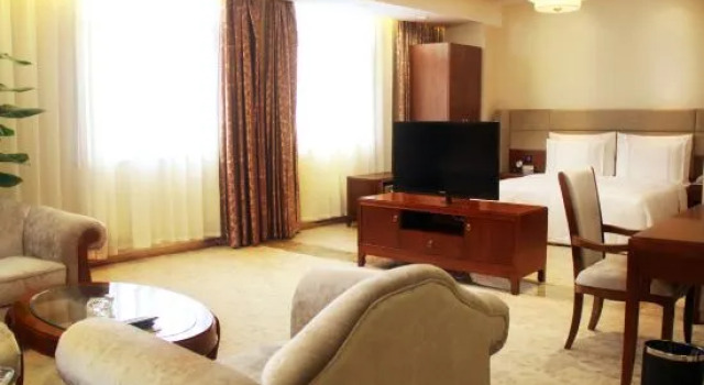 Люкс Deluxe Zhongfei Grand Sky Light Hotel