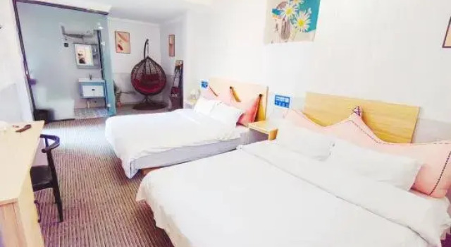 Luyuan Homestay (Kaifeng Longting Branch), Book Hotel Kaifeng Henan