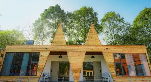 April Sky Holiday Inn, Boek Hotel Hotels in Chengdu met parkeren, Parkeren