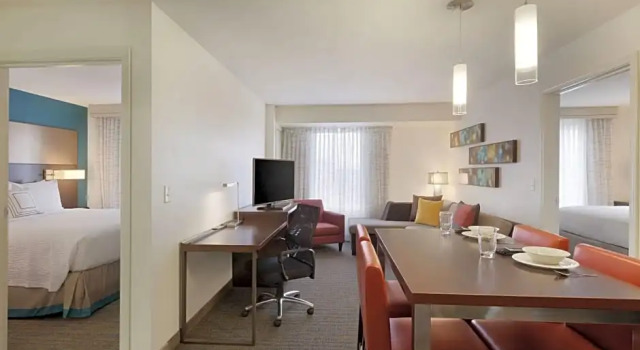 Четырёхместный люкс с 2 комнатами Home2 Suites by Hilton San Angelo