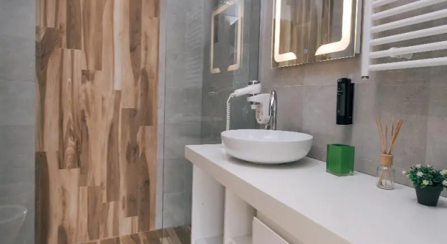 Люкс Deluxe с балконом Boutique Hotel Villa Royal