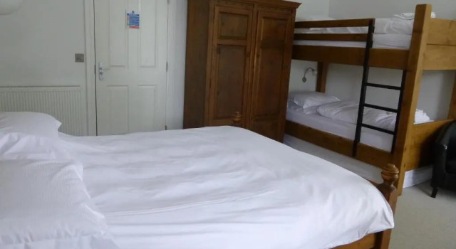 Rooms36, Забронировать Отель Отели Кесвик 4 звезды, рядом с The Puzzling Place, 4*