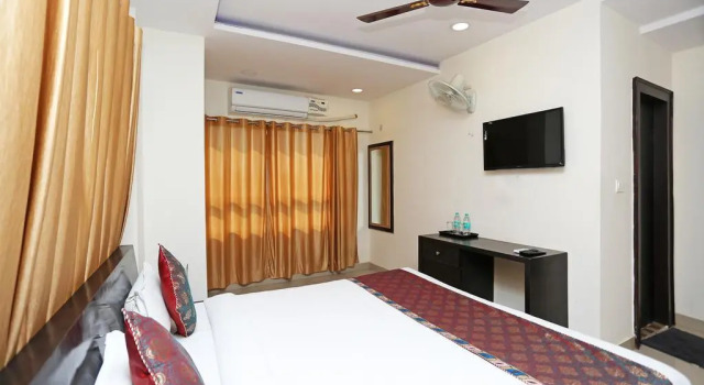 Номер Deluxe Hotel Sahu Near Kashi Vishwanath Temple Gate