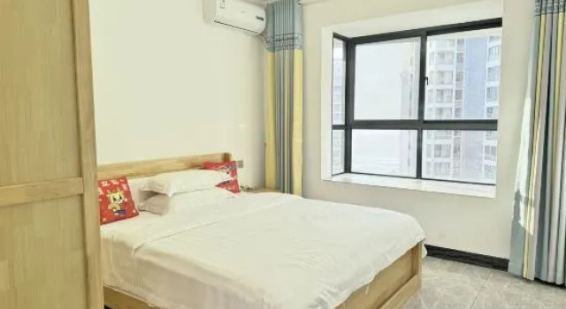 Люкс с 2 комнатами с красивым видом из окна Xicheng Homestay (Beihai Gaode Ancient Town Coast Tianjie Branch)