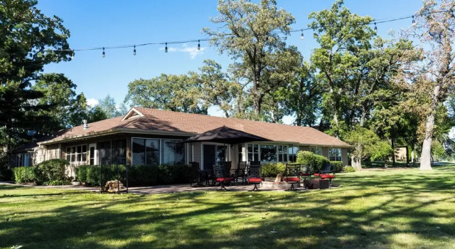 Lake House, Book Hotel 3-stjernede hoteller i Delavan, 3*