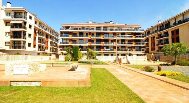 HomeHolidaysRentals Malibú - Costa Barcelona, Забронировать Апартаменты/квартира Отели Пинеда-де-Мар с парковкой, Парковка
