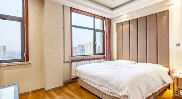 Ripple Hotel (Ulanchabu Central Square), Buchen Sie Hotel Jining Inner Mongolia