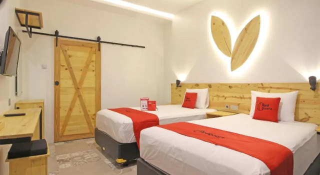 Двухместный номер Deluxe RedDoorz near Pojok Beteng Prawirotaman