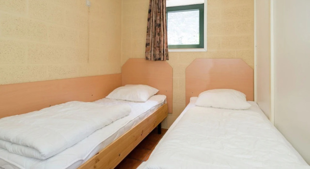 Pleasant Holiday Home With Fenced Terrace, Garden, Barbecue