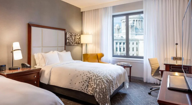 Номер Guest Renaissance Providence Downtown Hotel